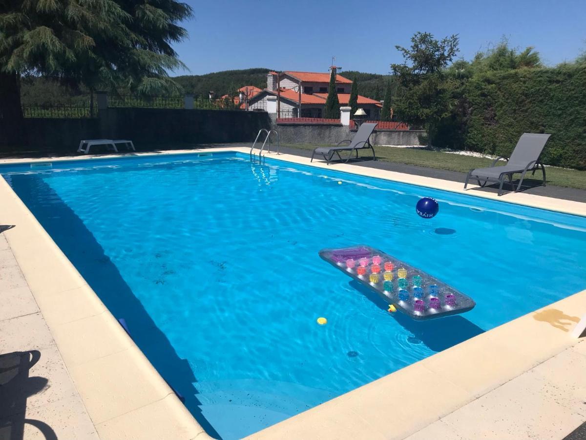CarapitoPinheirinhos - Quinta De Sao Caetano别墅 外观 照片