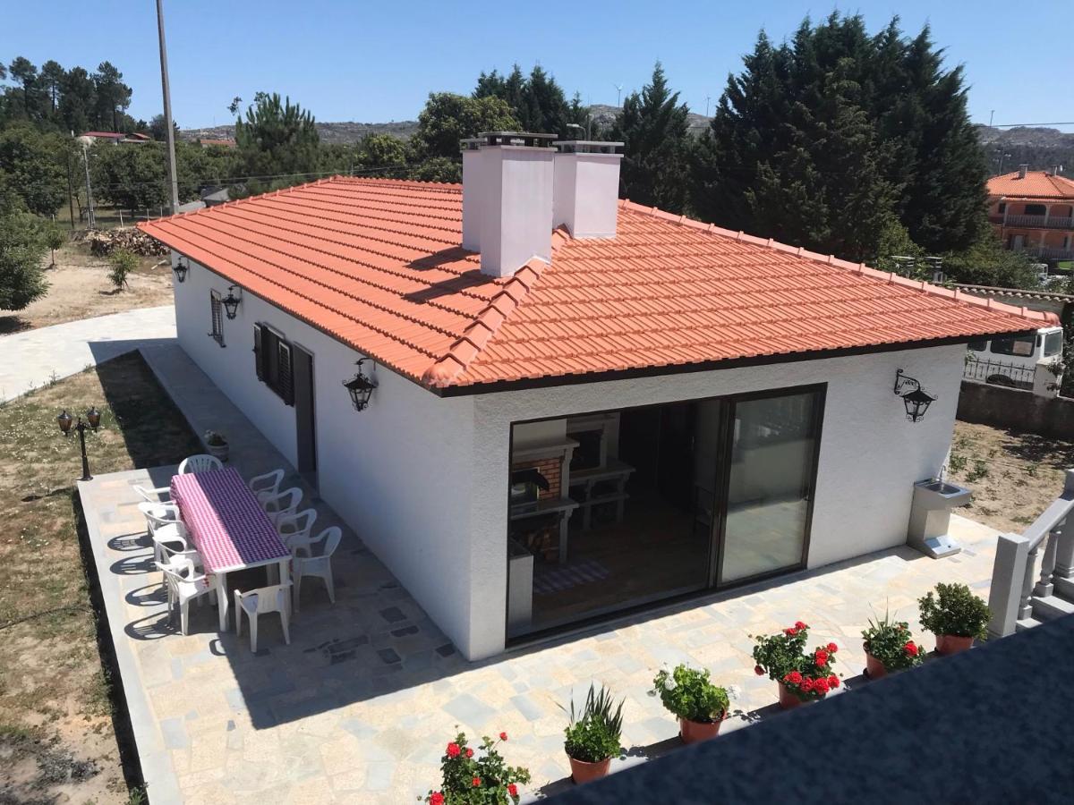 CarapitoPinheirinhos - Quinta De Sao Caetano别墅 外观 照片